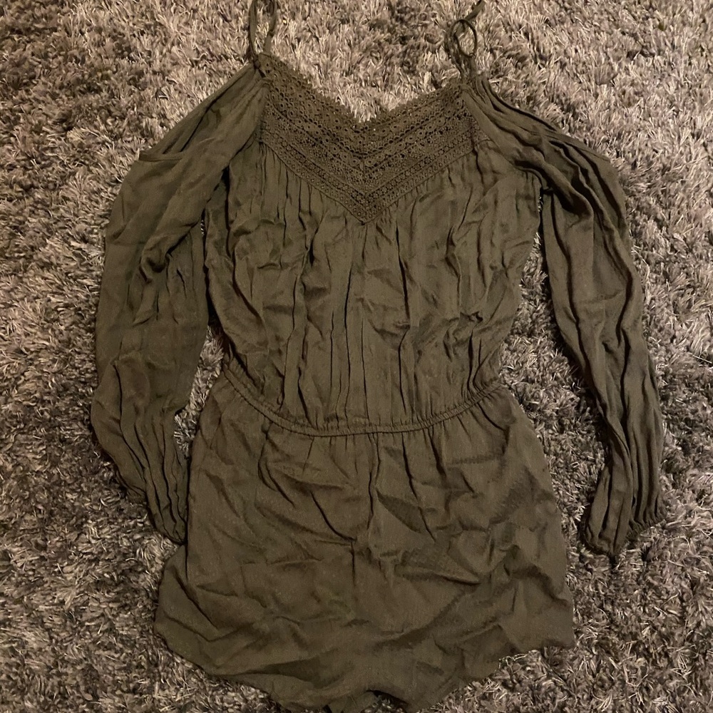 Forever 21 hunter green romper